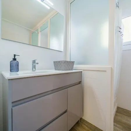 Sea Breeze Lux House - Private Pool & Aircon Casa vacanze