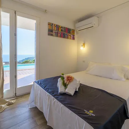 Sea Breeze Lux House - Private Pool & Aircon Casa vacanze